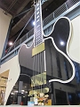 MEM_GibsonFactoryTour (1)